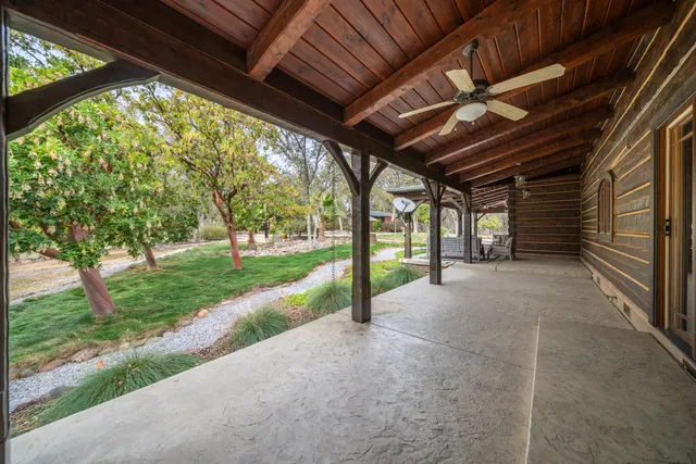 $1,900,000 | 15900 El Camino Robles Road, Redding, CA 96001