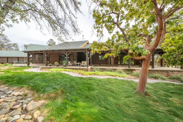 $1,900,000 | 15900 El Camino Robles Road, Redding, CA 96001