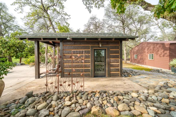 $1,900,000 | 15900 El Camino Robles Road, Redding, CA 96001
