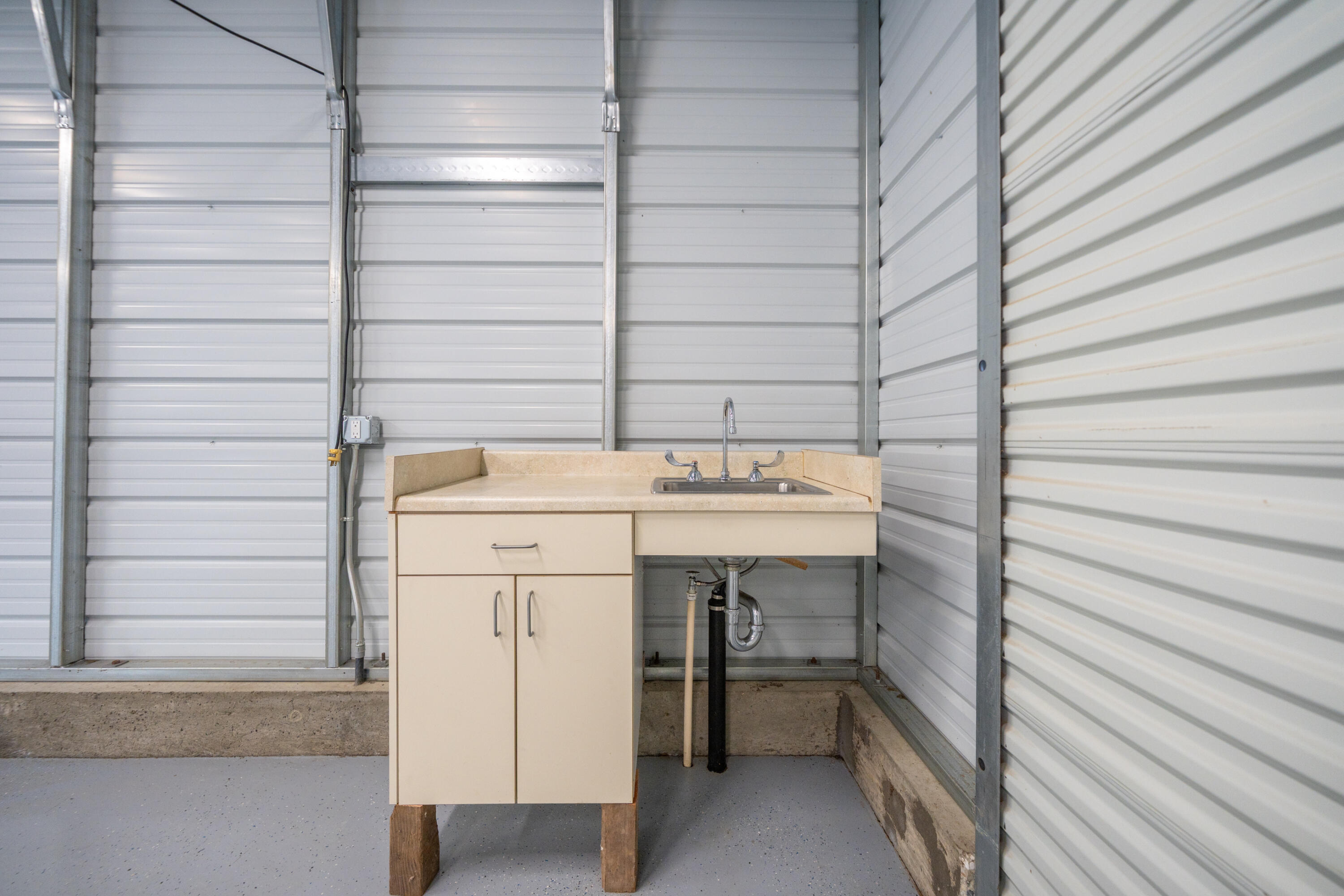 15900 El Camino Robles Road Redding, CA 96001 - Photo 95 of 116 15900 El Camino Robles Rd-114