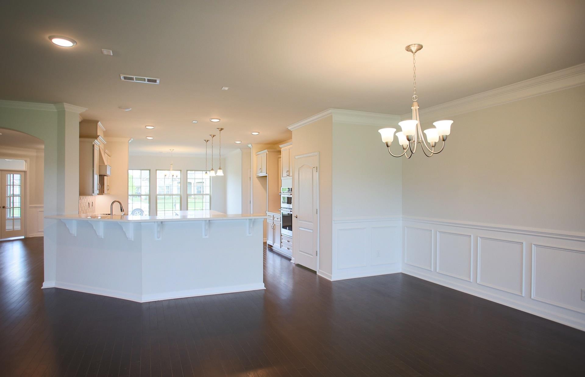 1032 Coffee Ridge, Unit 208 Spring Hill, TN 37174 - Photo 14 of 28 Dining & Kitchen Bar