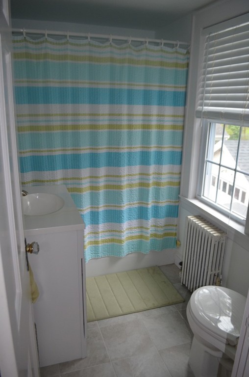 38 Sycamore Road Weymouth, MA 02190 - Photo 10 of 12 Gallery Image 10
