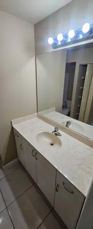 $2,000 | 4767 Via Palm Lakes, Unit 201, West Palm Beach, FL 33417