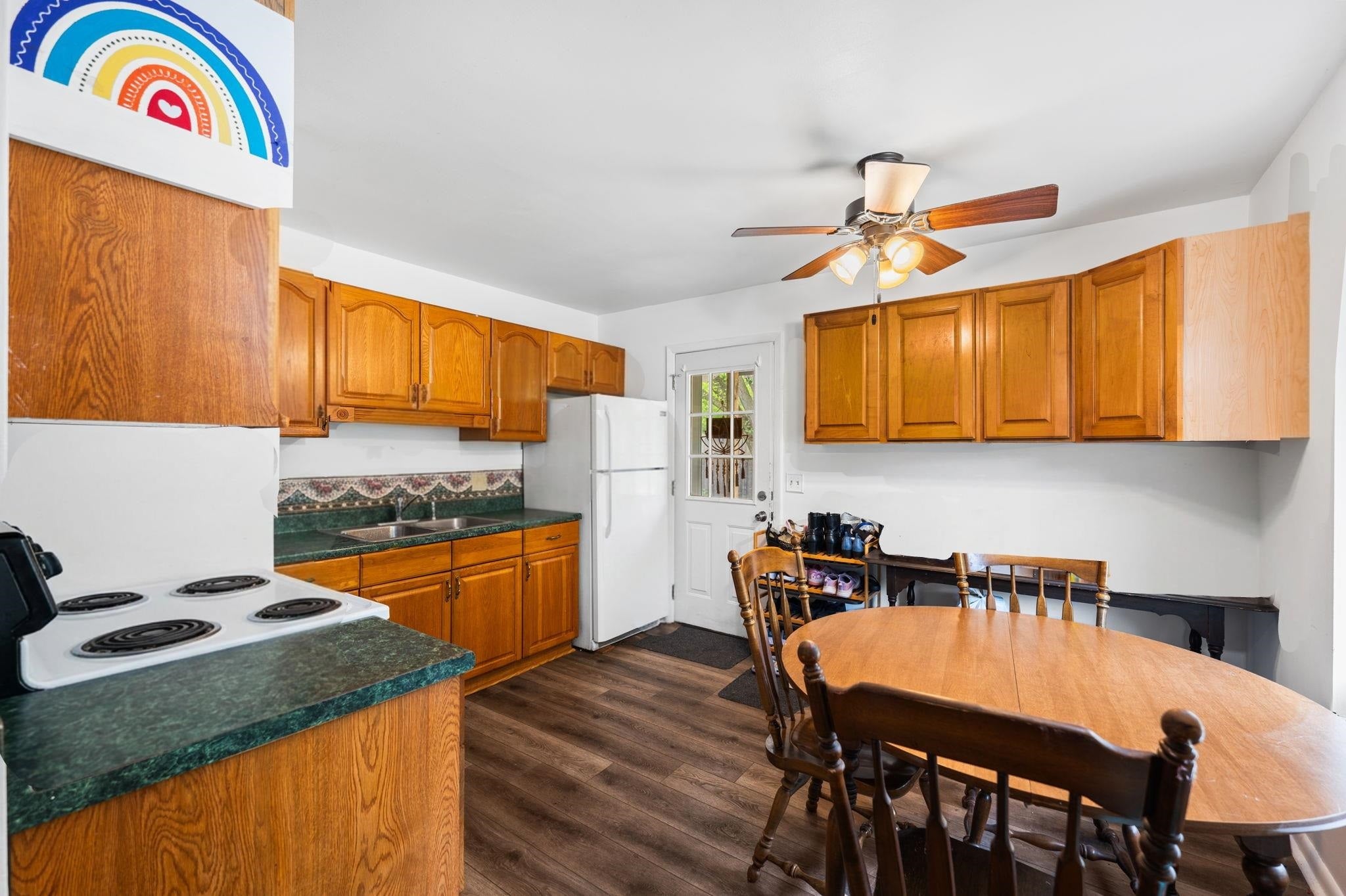 4364 Wyatt Road Traverse City, MI 49684 - Photo 5 of 30 Gallery Image 5