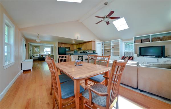 66 MacArthur Road Natick, MA 01760 - Photo 4 of 16 Gallery Image 4