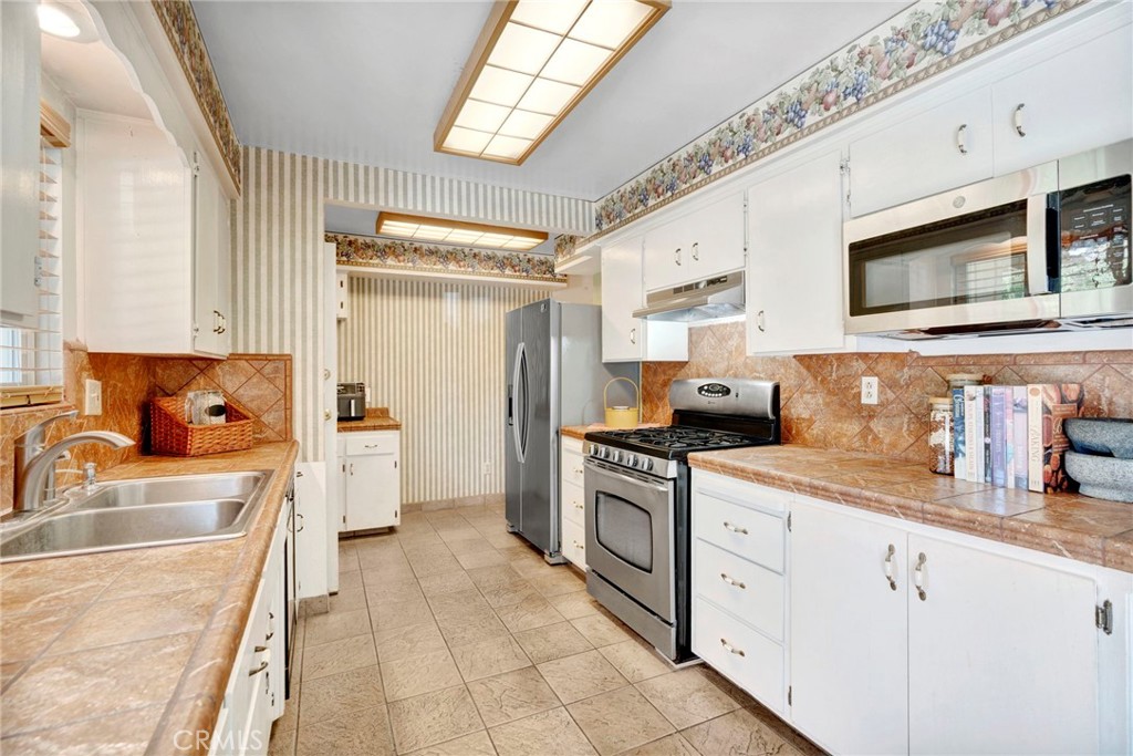 404 Fall Madera, CA 93637 - Photo 18 of 38 Gallery Image 18