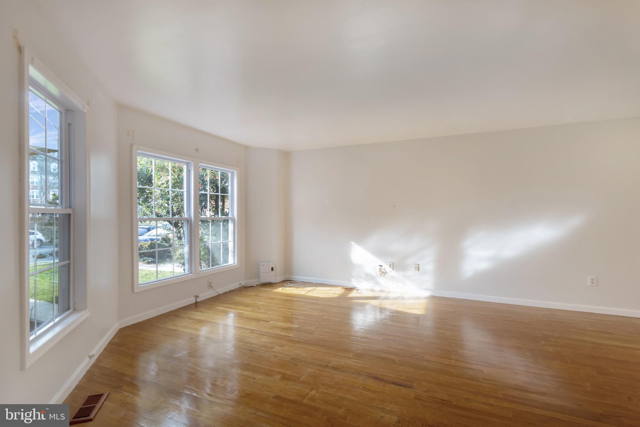 12218 Apache Tears Circle Laurel, MD 20708 - Photo 9 of 21 Gallery Image 9