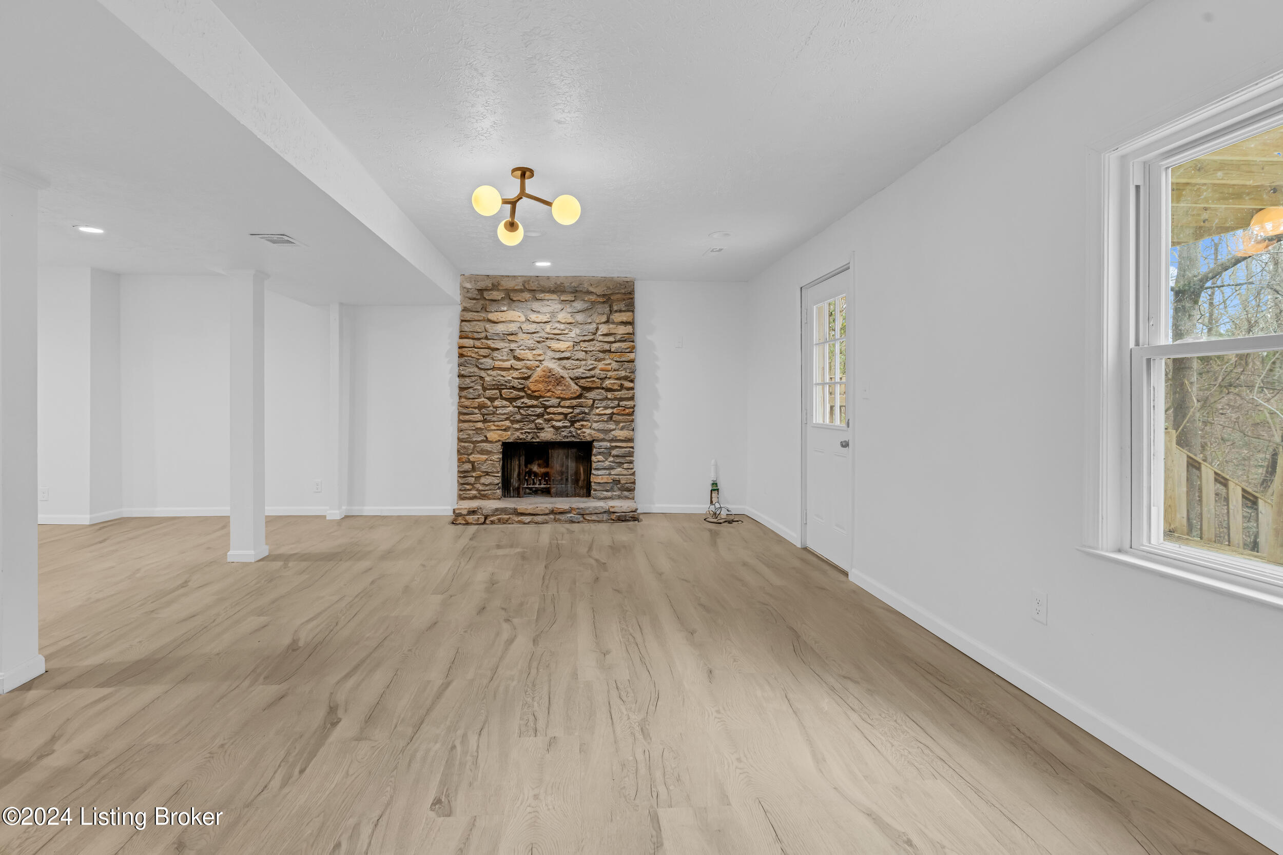4102 Brentler Road Louisville, KY 40241 - Photo 32 of 43 DSC08809