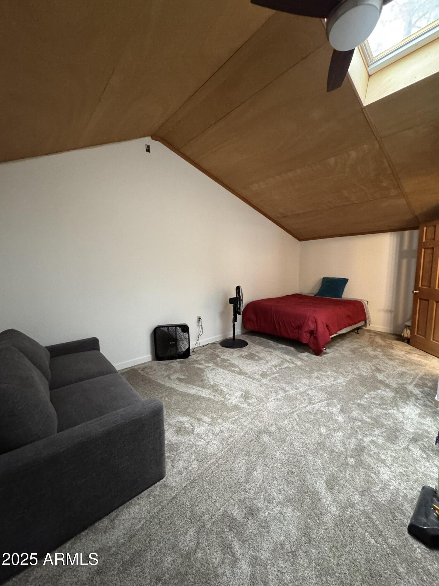 1905 Green Valley Road Heber, AZ 85928 - Photo 18 of 28 a living room with furniture