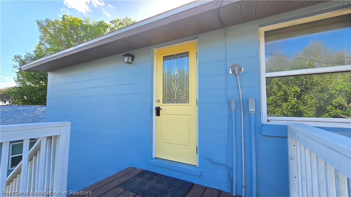 683 Lake June Road Lake Placid, FL 33852 - Photo 13 of 17