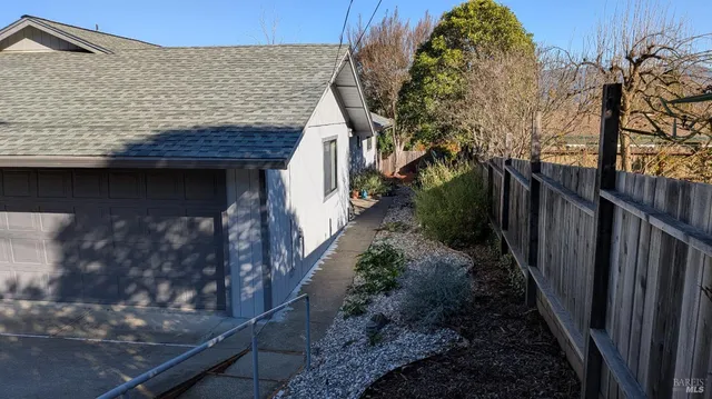 $549,000 | 929 Helen Avenue, Ukiah, CA 95482