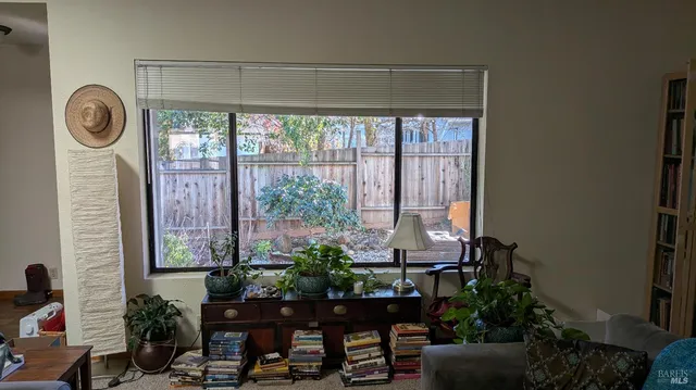 $549,000 | 929 Helen Avenue, Ukiah, CA 95482