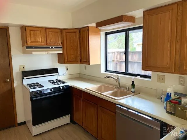 $549,000 | 929 Helen Avenue, Ukiah, CA 95482