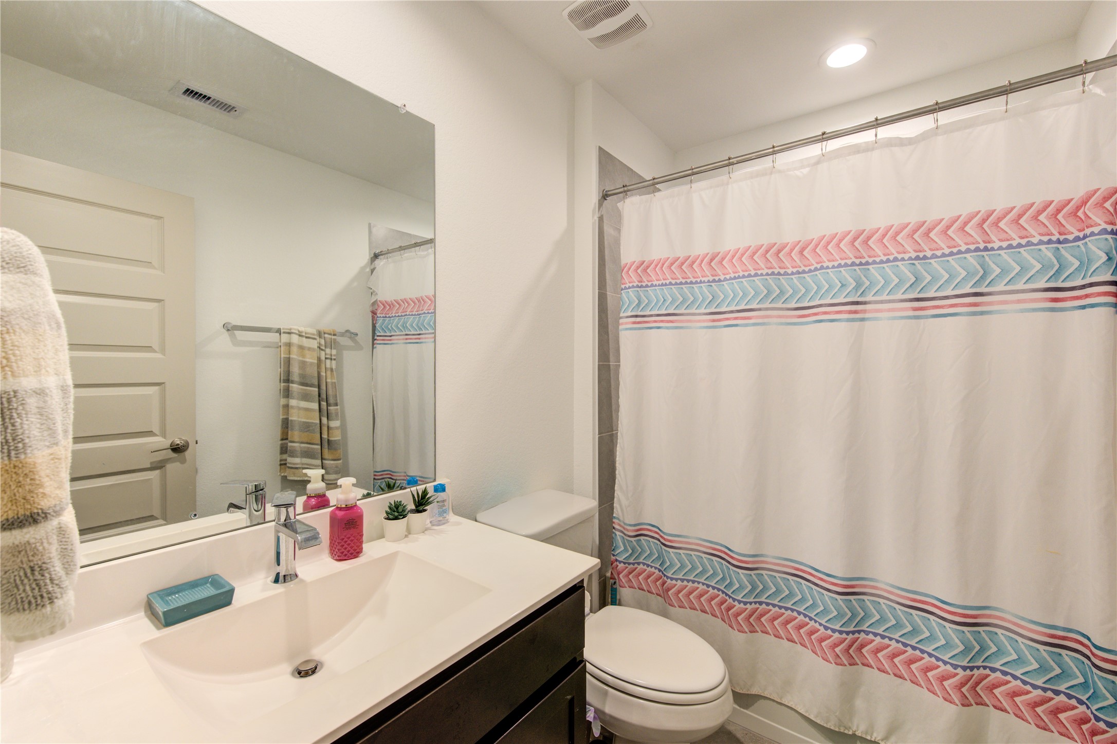 29522 Cayenne Circle Katy, TX 77494 - Photo 22 of 46 a bathroom with a sink a toilet and shower