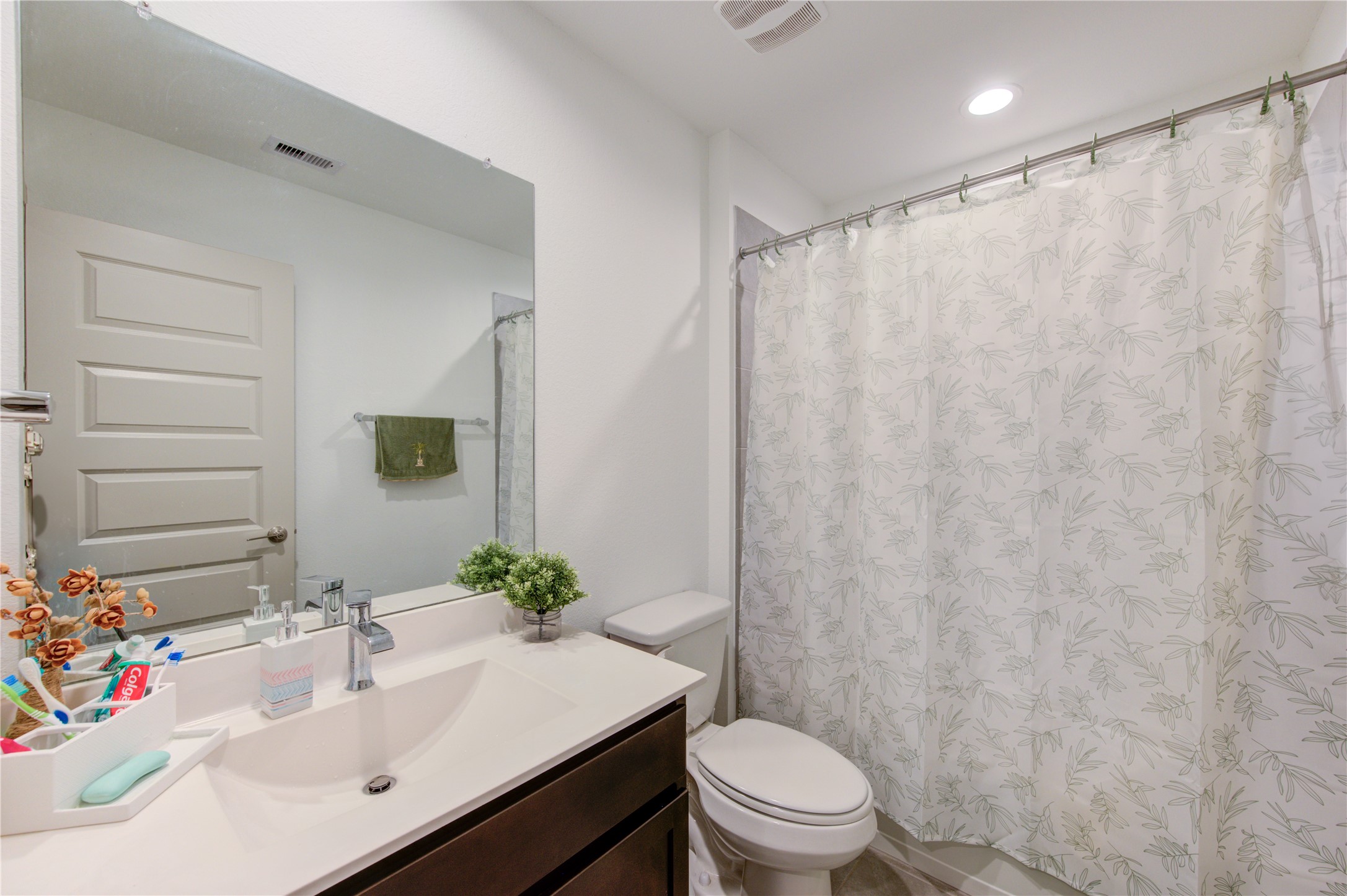 29522 Cayenne Circle Katy, TX 77494 - Photo 44 of 46 a bathroom with a sink toilet and shower