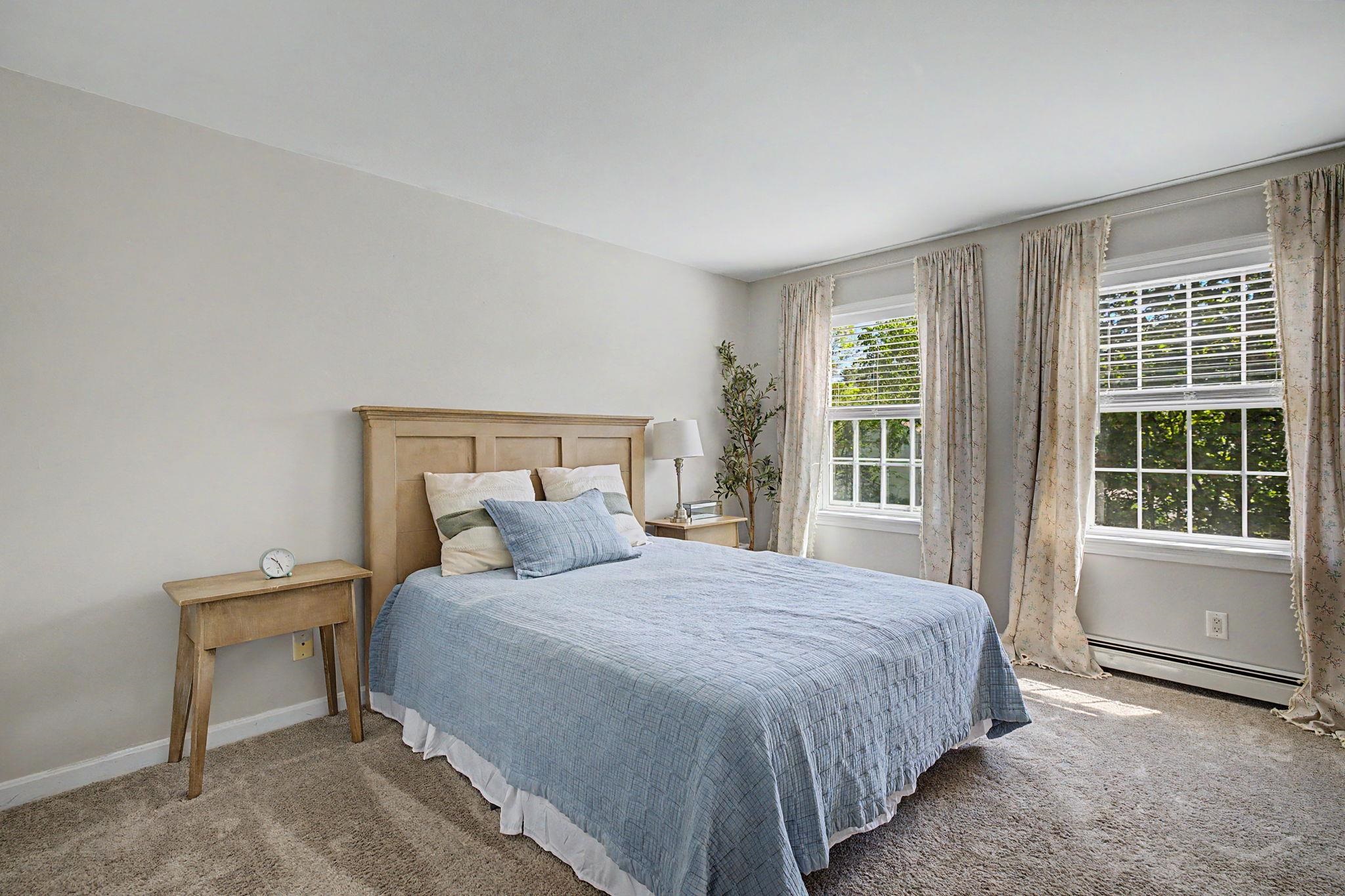 1029 South Mammoth Road, Unit 15 Manchester, NH 03109 - Photo 14 of 37