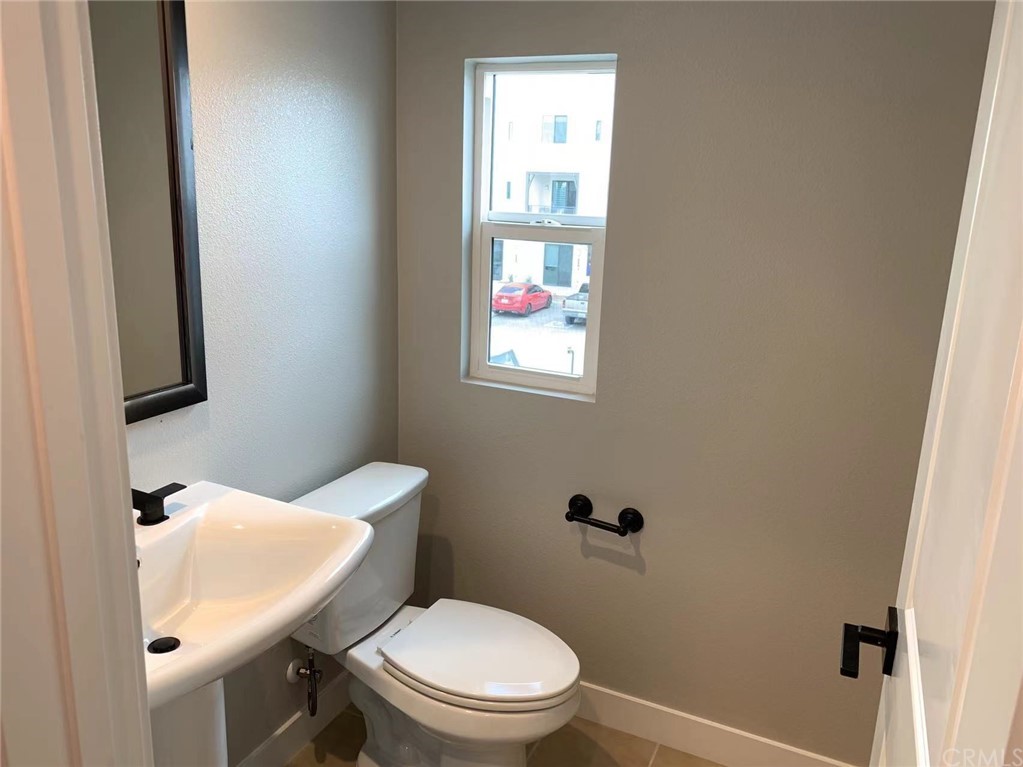 2057 Rosecrans Avenue Gardena, CA 90249 - Photo 15 of 28