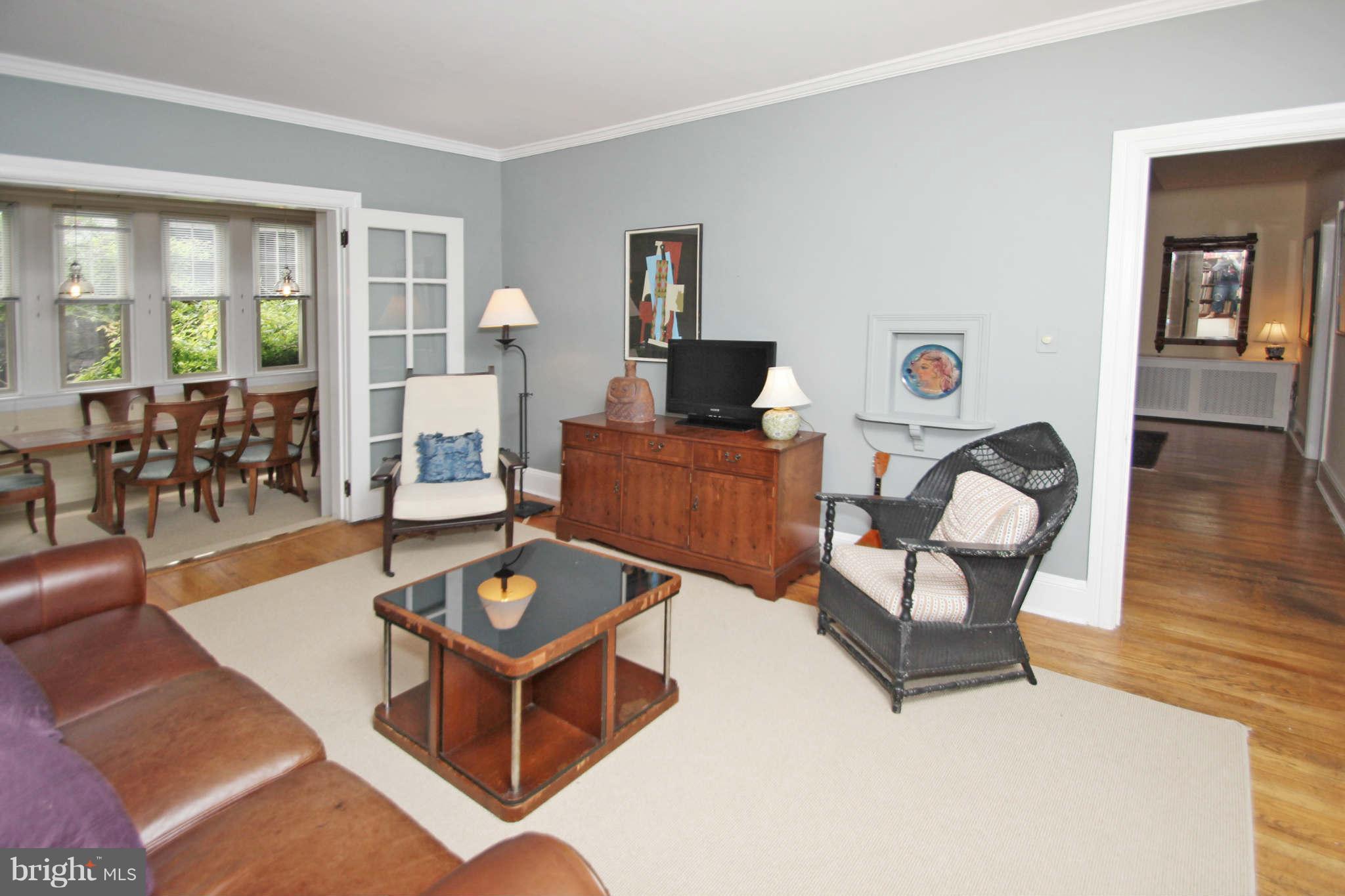 612 Greenbrier Drive Silver Spring, MD 20910 - Photo 13 of 30 Family Room