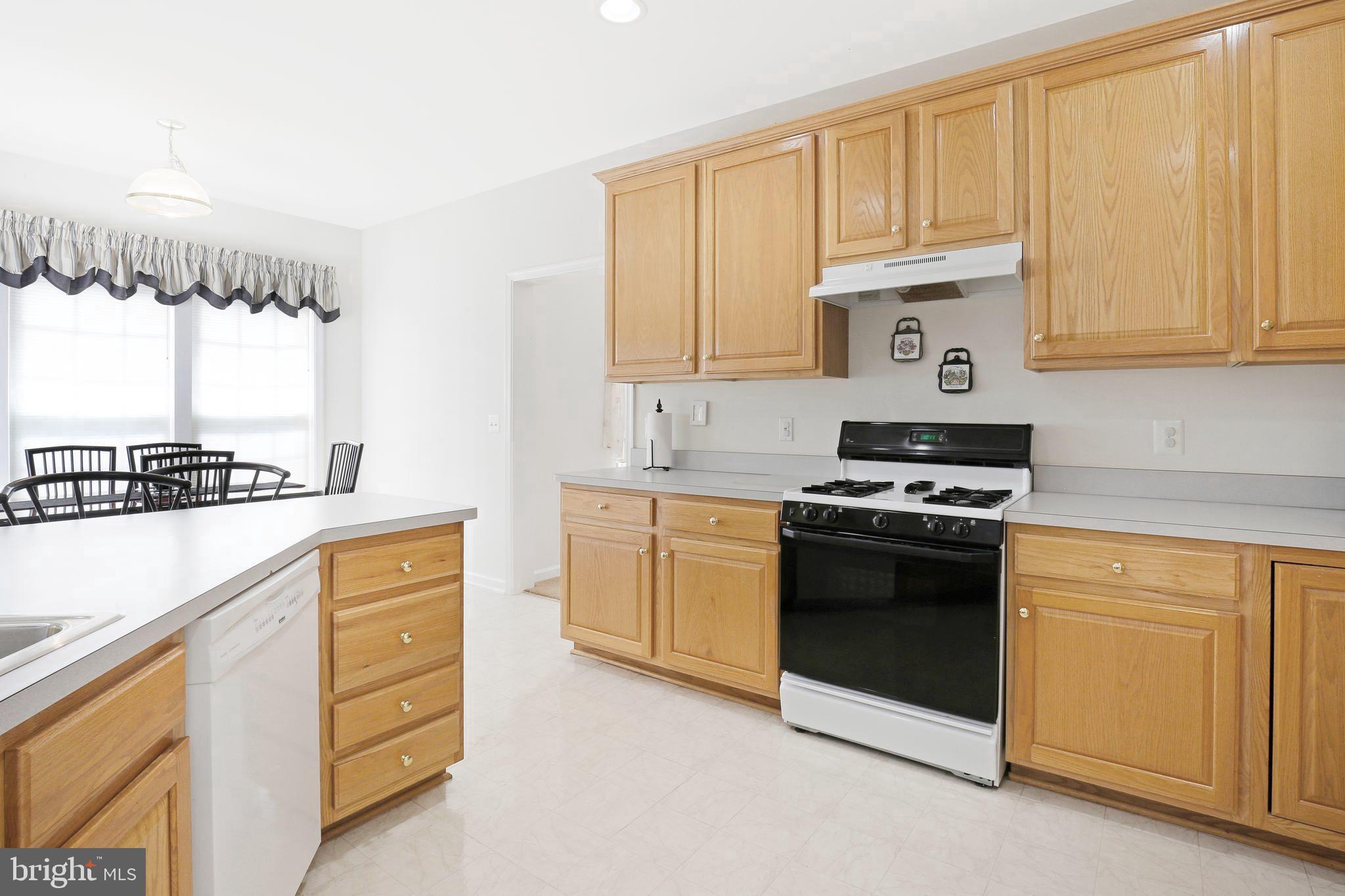 12351 Brown Fox Way Reston, VA 20191 - Photo 13 of 33 Gallery Image 13
