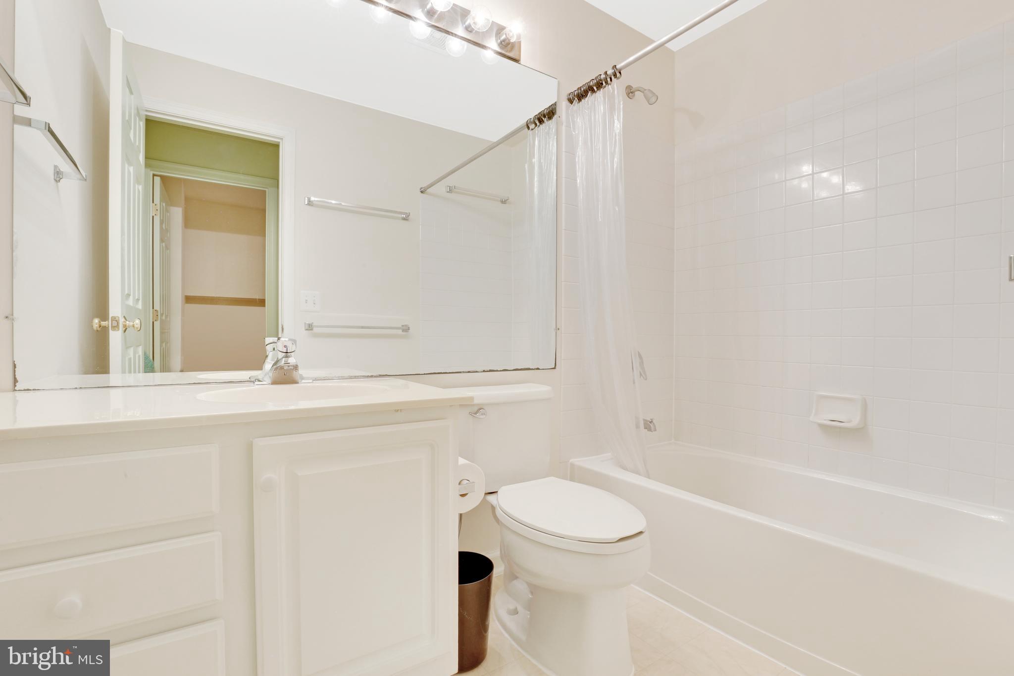 12351 Brown Fox Way Reston, VA 20191 - Photo 31 of 33 Basement Full Bath