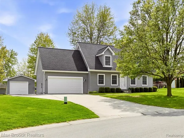 $320,000 | 1561 South Delano Street, St. Clair, MI 48079
