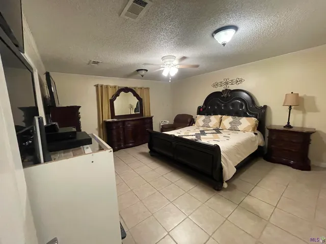 $260,000 | 3738 Redlands Drive, Baton Rouge, LA 70814