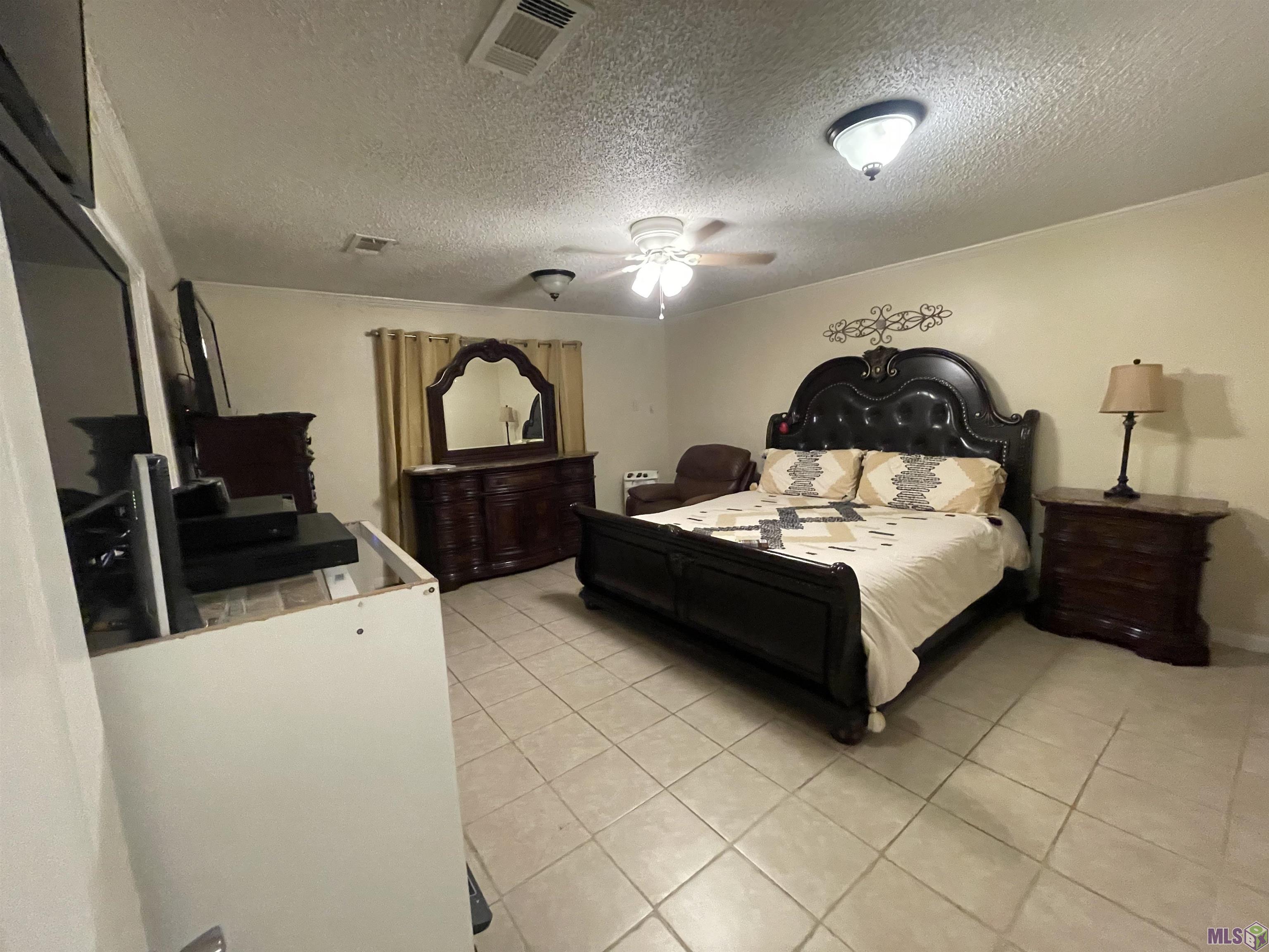 3738 Redlands Drive Baton Rouge, LA 70814 - Photo 14 of 20 Primary Bedroom