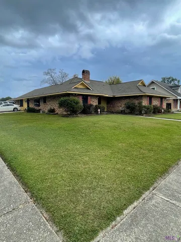 $260,000 | 3738 Redlands Drive, Baton Rouge, LA 70814
