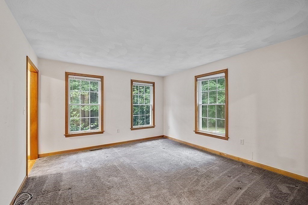 6 Century Way Dunstable, MA 01827 - Photo 17 of 37 Gallery Image 17