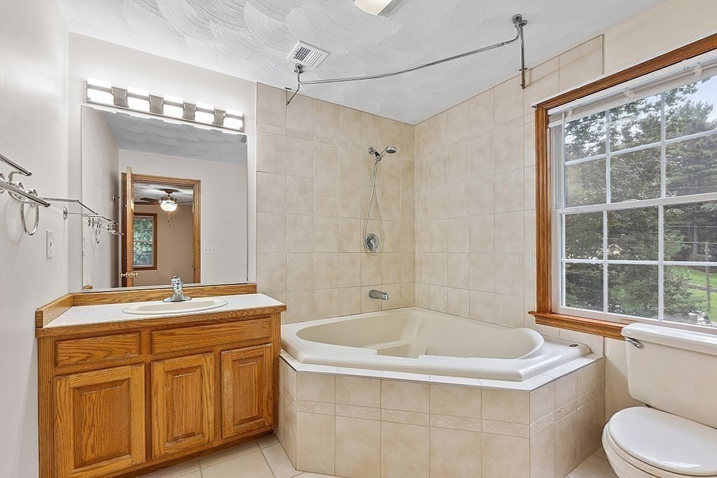 6 Century Way Dunstable, MA 01827 - Photo 20 of 37 Gallery Image 20