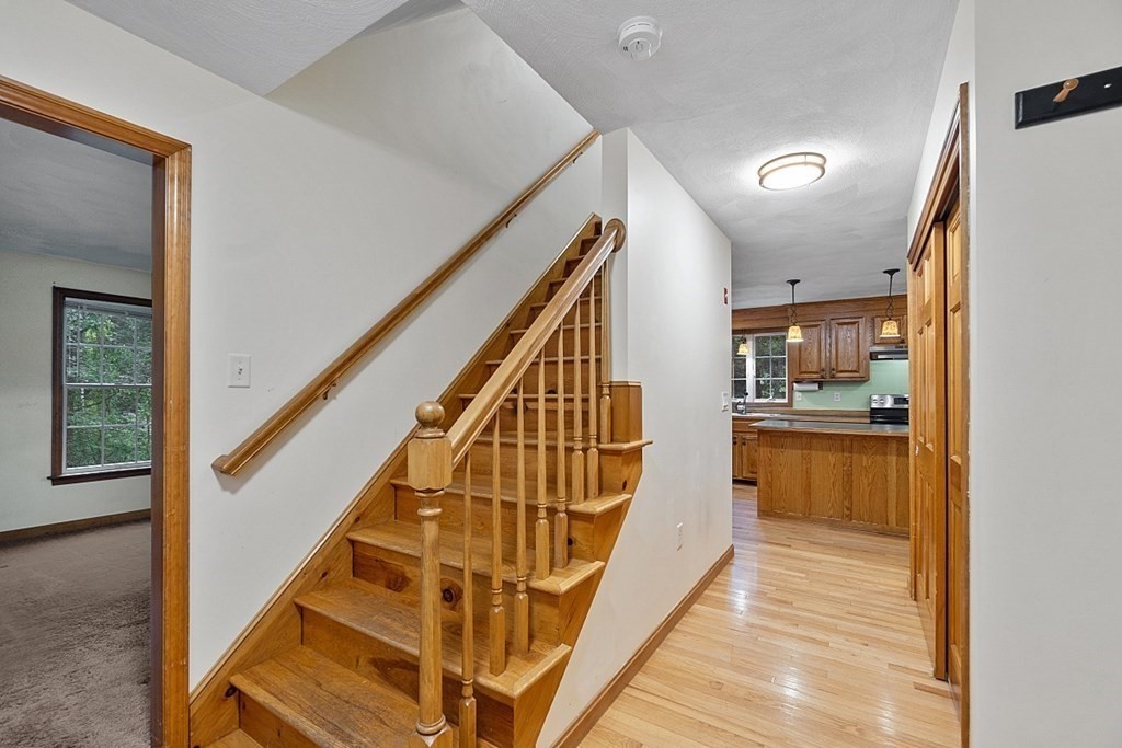 6 Century Way Dunstable, MA 01827 - Photo 4 of 37 Gallery Image 4