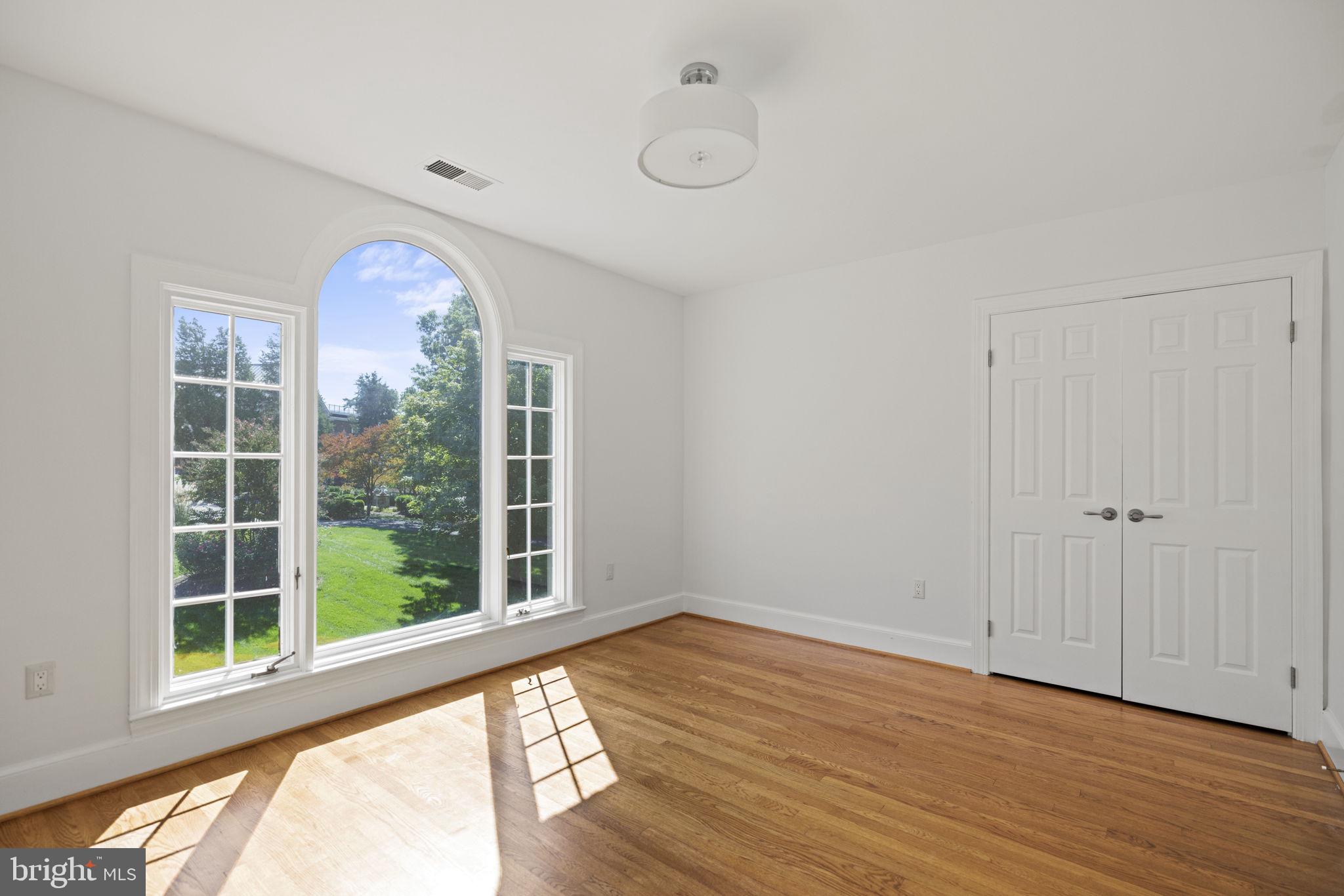 4006 Belle Rive Terrace Alexandria, VA 22309 - Photo 37 of 68 Bedroom 3