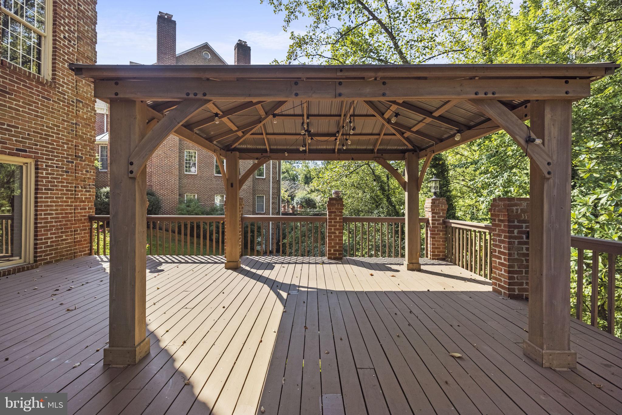 4006 Belle Rive Terrace Alexandria, VA 22309 - Photo 60 of 68 Pagoda/Pavilion Style Deck