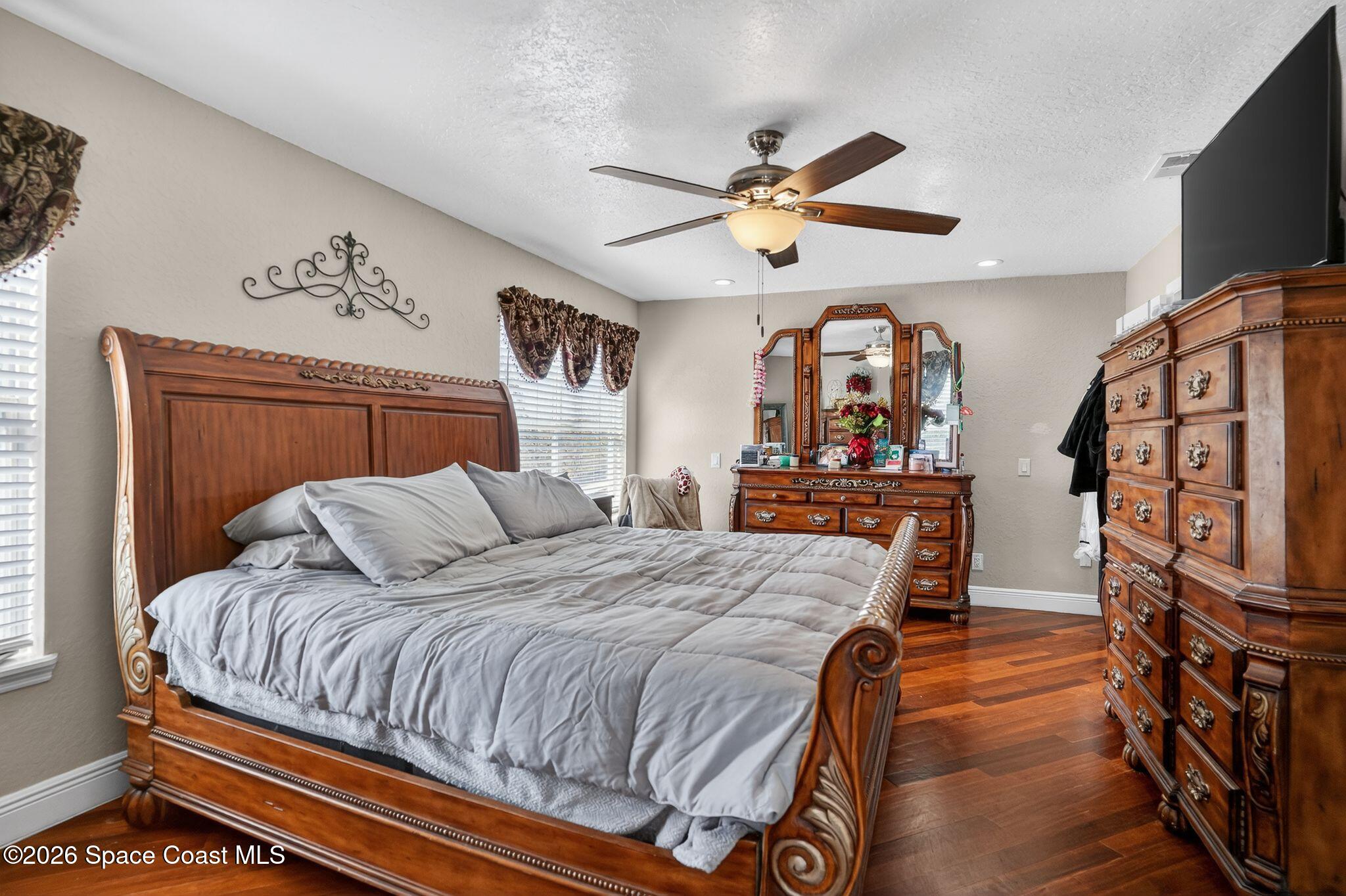 3870 Raney Road Titusville, FL 32780 - Photo 13 of 28 16_3870_Raney_Rd_Titusville_FL_32780-Bed