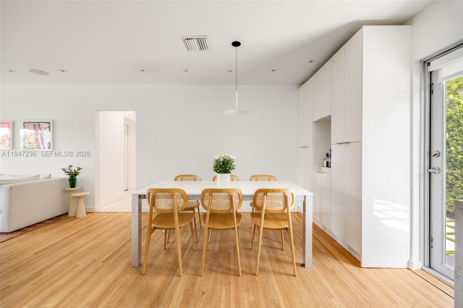 6055 Southwest 38th Street Miami, FL 33155 - Photo 8 of 27