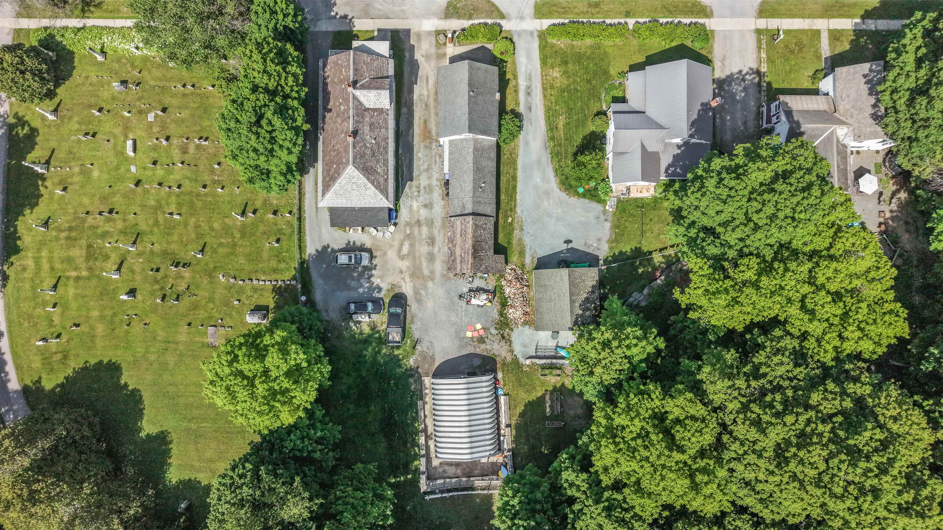 214 Beaman Street Poultney, VT 05764 - Photo 5 of 60