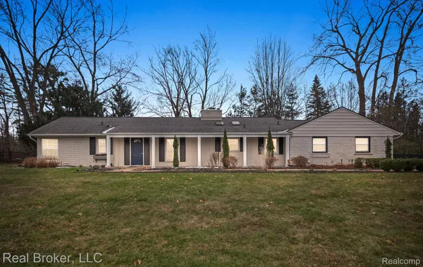 $3,800 | 1909 Marie Circle, Bloomfield Hills, MI 48302