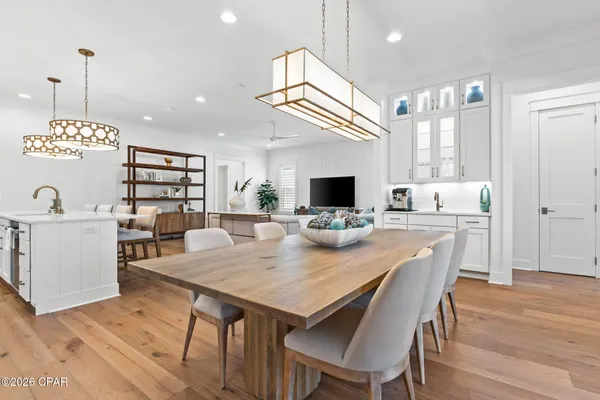 $1,150,000 | 204 East Firethorn Circle, Inlet Beach, FL 32461