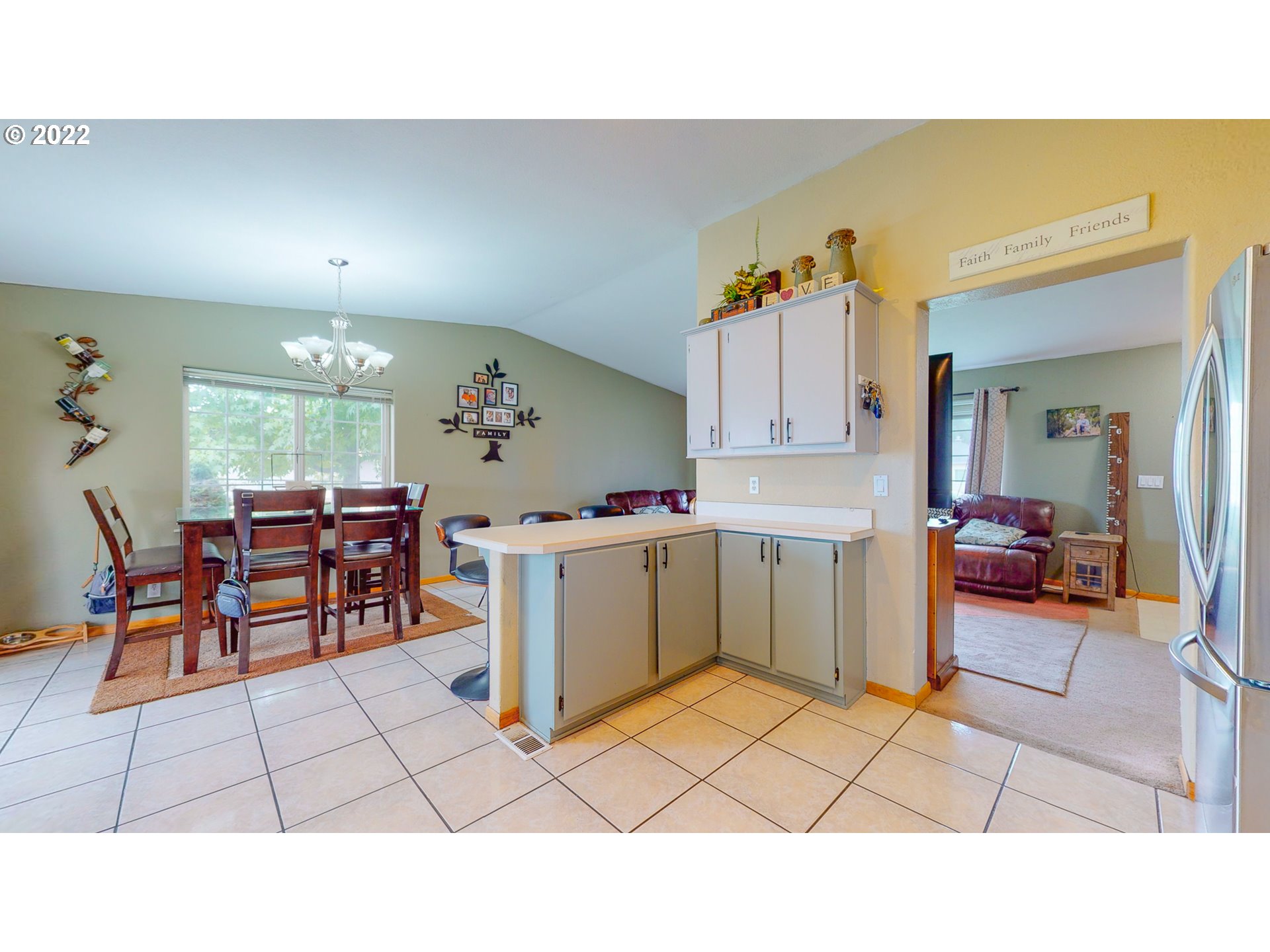 915 East Ridgeway Avenue Hermiston, OR 97838 - Photo 8 of 20 Gallery Image 8