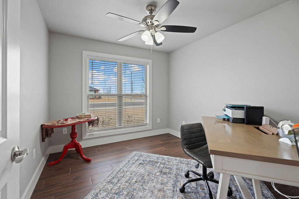 1909 Durham Avenue Wolfforth, TX 79382 - Photo 17 of 28 17