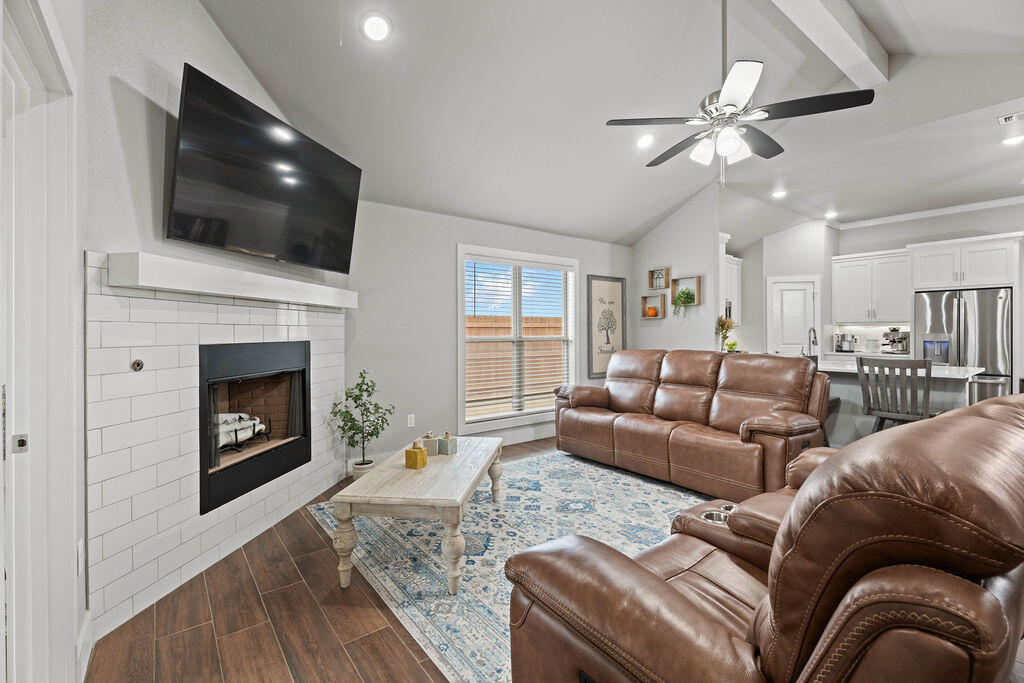 1909 Durham Avenue Wolfforth, TX 79382 - Photo 5 of 28 5