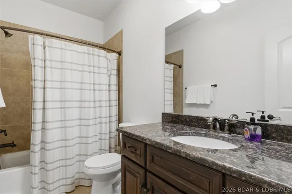 $599,900 | 404 Country Ridge Drive, Camdenton, MO 65020