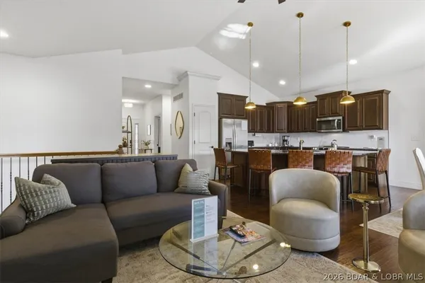 $599,900 | 404 Country Ridge Drive, Camdenton, MO 65020