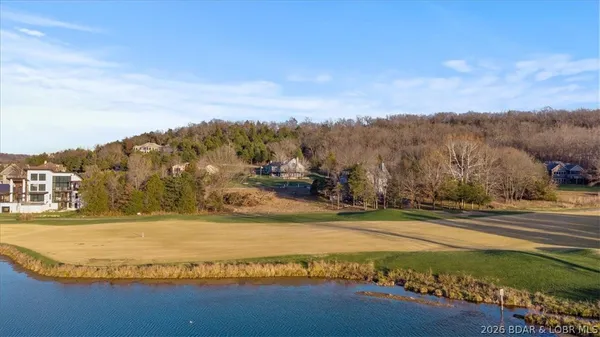 $599,900 | 404 Country Ridge Drive, Camdenton, MO 65020