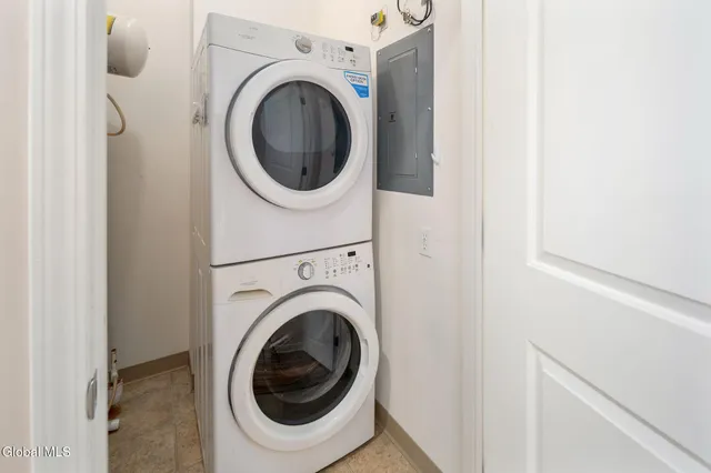 $224,000 | 73 Saratoga Road, Unit 15, Glenville, NY 12302