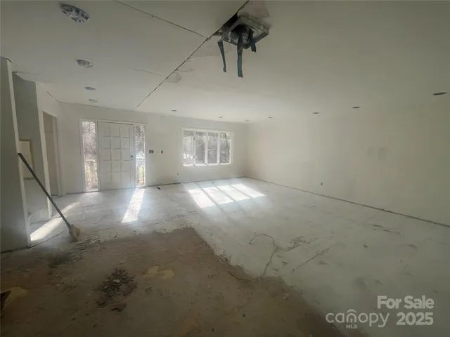 $359,000 | 3 Canterbury Place, Arden, NC 28704