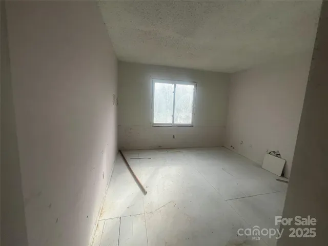 $359,000 | 3 Canterbury Place, Arden, NC 28704