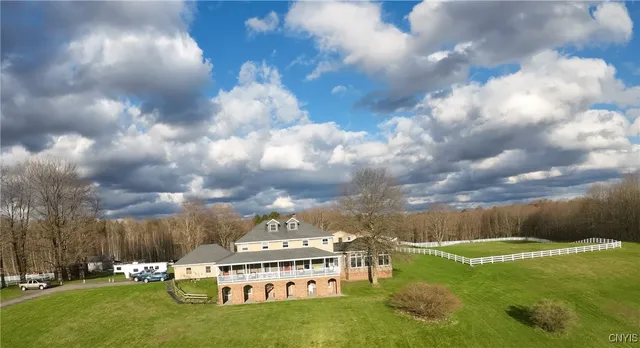 $975,000 | 2076 Hillside Drive, Camden, NY 13316