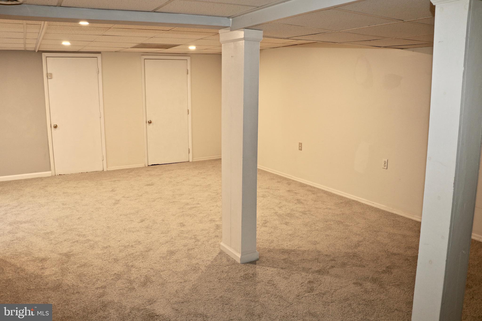 2307 Silverside Road Wilmington, DE 19810 - Photo 32 of 40 a view of an empty room