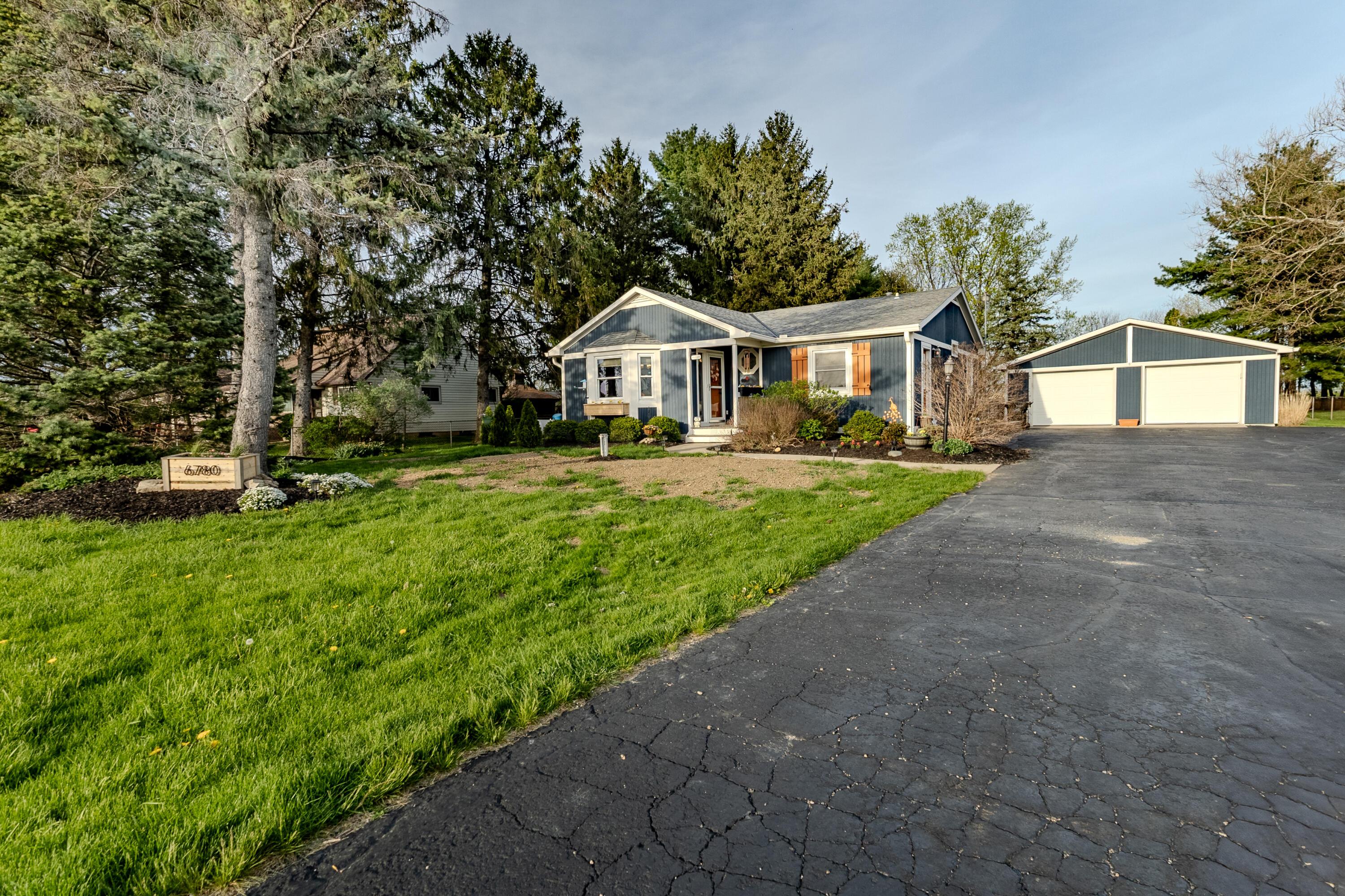 6780 Weldon Road Plain City, OH 43064 - Photo 3 of 34 Front Ext